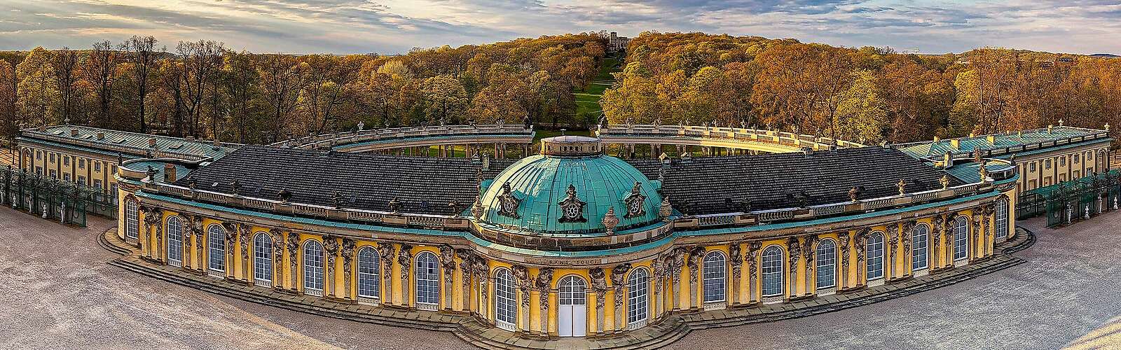 Schloss Sanssouci,
        
    

        Picture: PMSG und SPSG/André Stiebitz