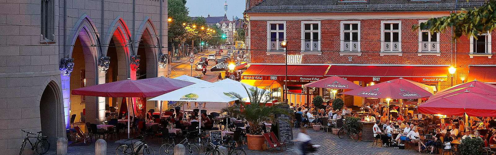 Platz vor dem Nauener Tor,
            
        
                
                
                    Picture: André Stiebitz